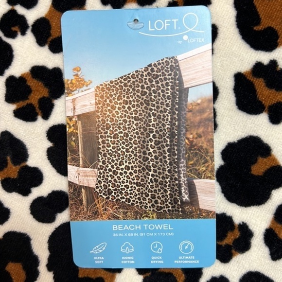 Loft - ‘Animal Print Leopard’ Beach Towel. 36” x 68”. NWT. Firm! - Picture 3 of 4